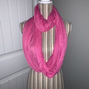 Infinity Gap Pink Scarf